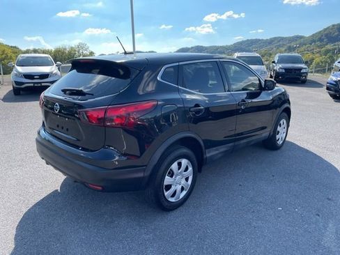 Used 2019 Nissan Rogue Sport S image 8