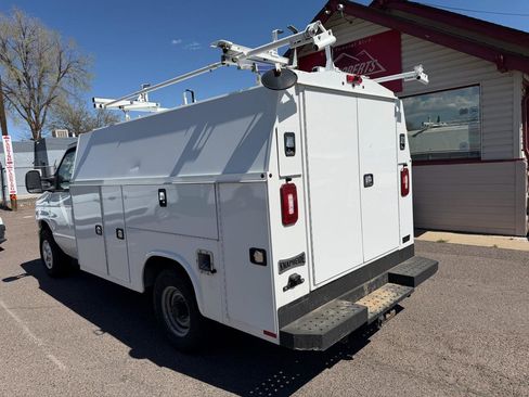 Used 2019 Ford E-350 and Econoline 350 Super Duty w/ Power Windows & Locks Group image 7