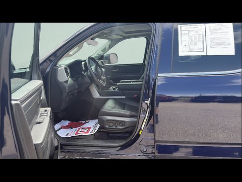 Used 2024 Toyota Tundra Limited AWD/4WD image 21