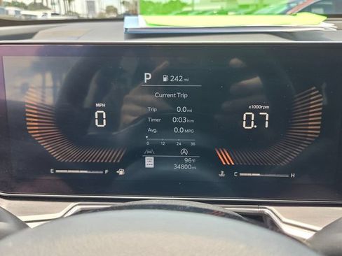Used 2024 Kia Sorento S FWD image 30