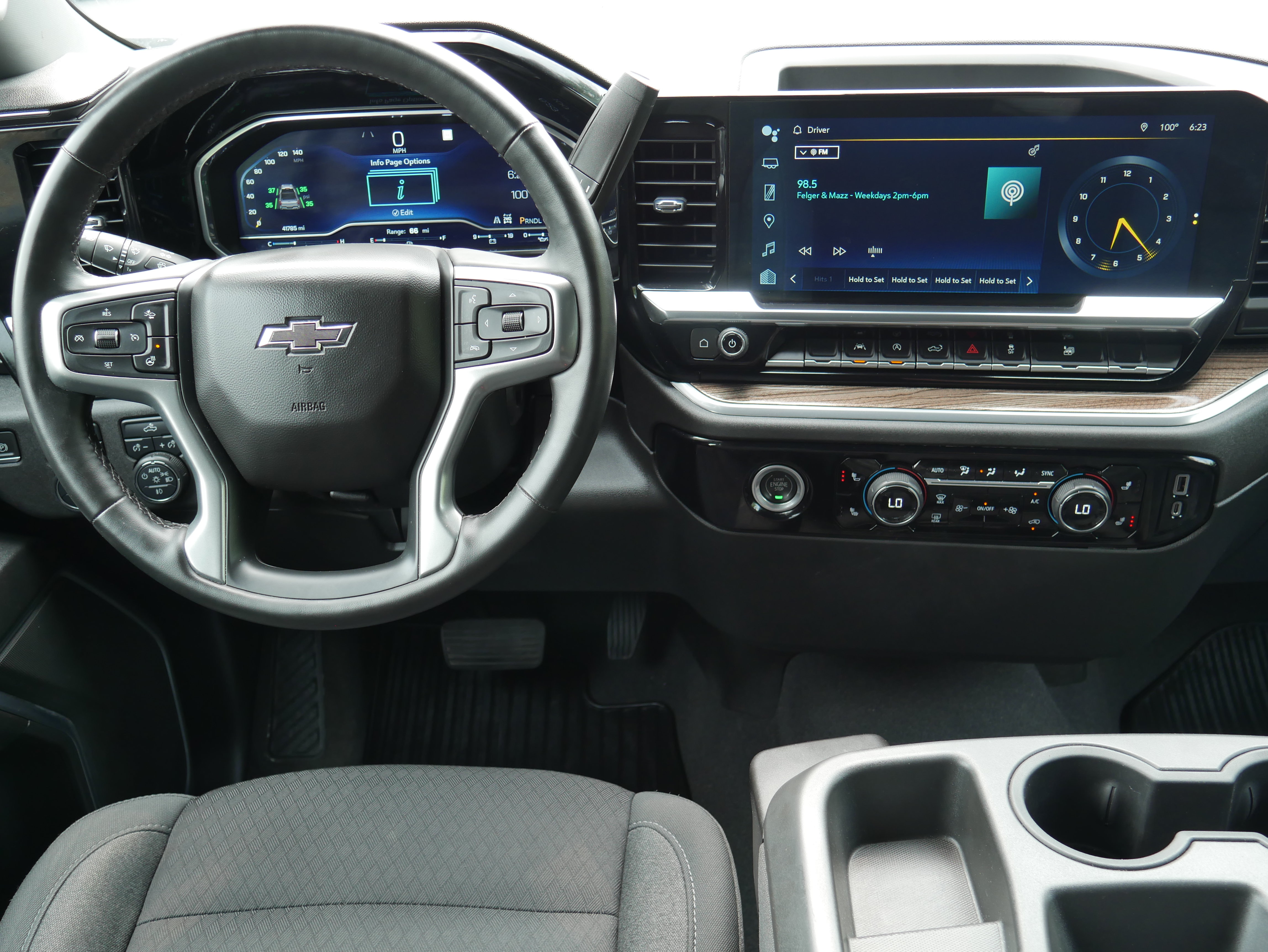 Certified 2023 Chevrolet Silverado 1500 RST AWD/4WD image 17