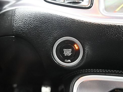 Used 2019 Dodge Challenger GT w/ Plus Package RWD image 21