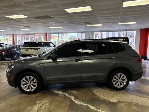 Used 2020 Volkswagen Tiguan S image 5