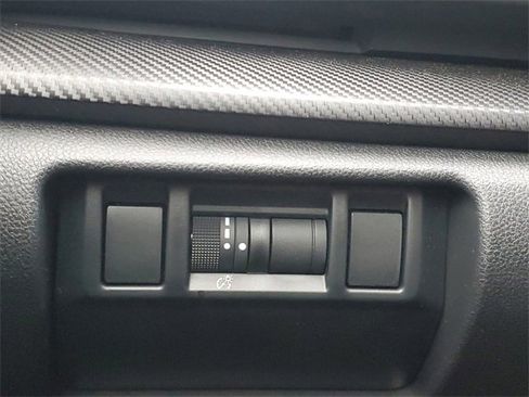 Certified 2025 Subaru Crosstrek 2.0i Premium image 19