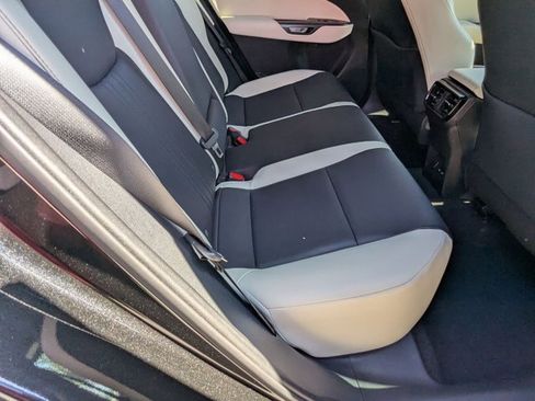 Used 2024 Lexus NX 250 FWD w/ Towing Package (2000 Lbs) image 18