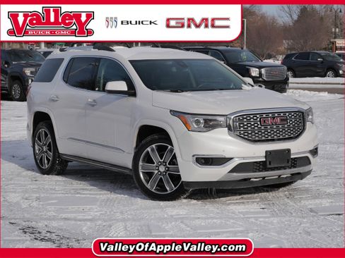 Used 2017 GMC Acadia Denali w/ Technology Package image 1