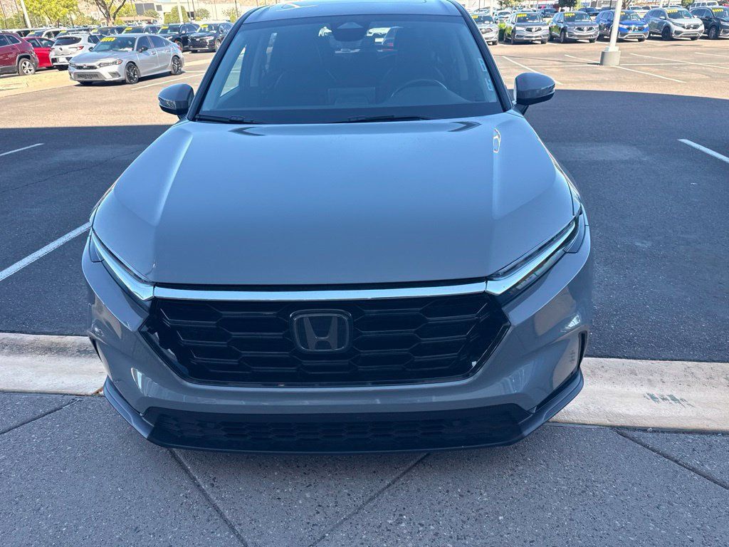 Used 2024 Honda CR-V EX-L image 2