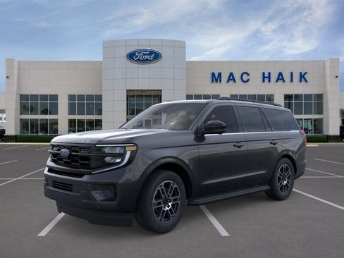 New 2025 Ford Expedition Active image 1