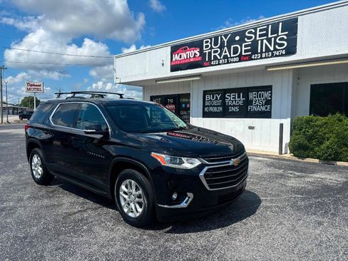 Used 2018 Chevrolet Traverse LT FWD image 4