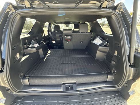 Used 2025 Toyota 4Runner TRD Off-Road Premium AWD/4WD image 20