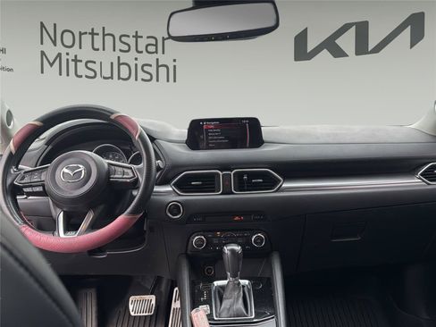 Used 2017 MAZDA CX-5 Touring w/ Preferred Equipment Package AWD/4WD image 9