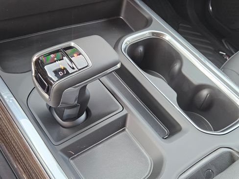 New 2026 Chevrolet Silverado 1500 LT Trail Boss w/ Convenience Package II AWD/4WD image 14