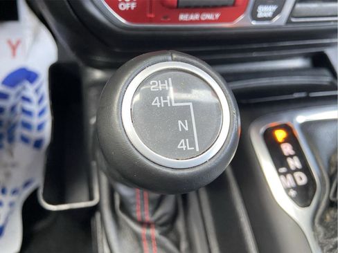 Used 2020 Jeep Gladiator Rubicon image 28