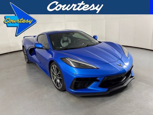 Used 2024 Chevrolet Corvette Stingray Preferred Cpe w/ Z51 Performance Package RWD image 1