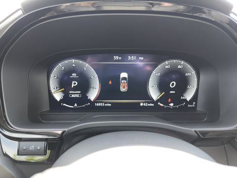 Used 2024 INFINITI QX60 Luxe AWD/4WD image 32