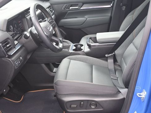 Used 2026 GMC Terrain AT4 AWD/4WD image 10