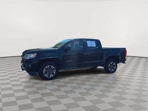 Used 2021 Chevrolet Colorado Z71 AWD/4WD image 5
