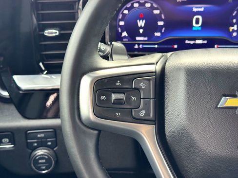 Used 2025 Chevrolet Silverado 1500 LTZ image 25
