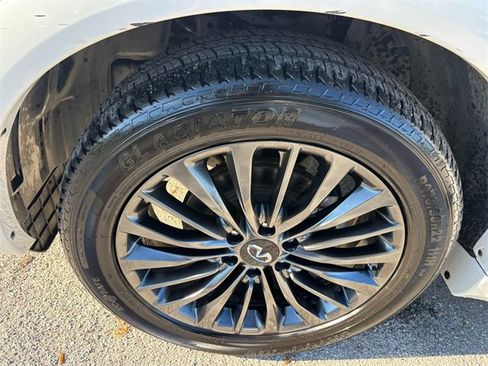 Used 2023 INFINITI QX80 Premium Select w/ Cargo Package image 10