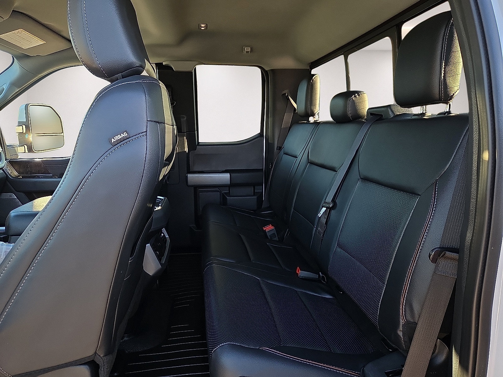 Certified 2023 Ford F250 Lariat w/ FX4 Off-Road Package AWD/4WD image 10