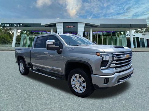 Used 2024 Chevrolet Silverado 2500 High Country w/ High Country Premium Package AWD/4WD image 1