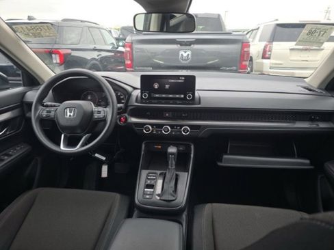 Used 2025 Honda CR-V LX image 12