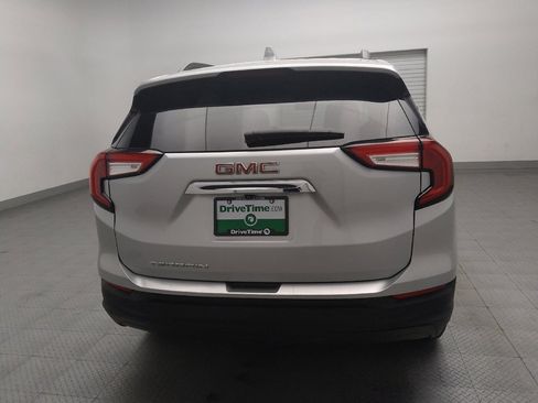 Used 2022 GMC Terrain SLE w/ Driver Convenience Package image 7
