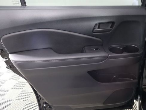 Used 2023 Honda Passport EX-L image 25