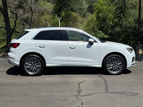 Used 2022 Audi Q3 2.0T Premium Plus AWD/4WD image 4