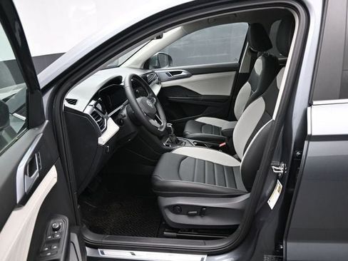 New 2026 Volkswagen Taos SEL AWD/4WD image 9