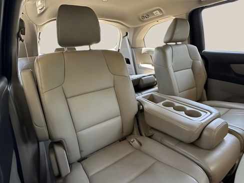 Used 2014 Honda Odyssey EX-L image 25
