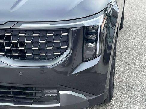 Used 2025 Kia Carnival SX FWD image 36