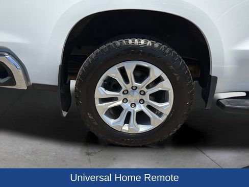Used 2024 Chevrolet Silverado 1500 LTZ AWD/4WD image 32