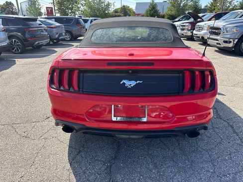 Used 2018 Ford Mustang Premium RWD image 6