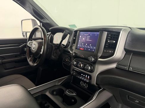 Certified 2024 RAM 2500 Big Horn w/ Off Road Package AWD/4WD image 30
