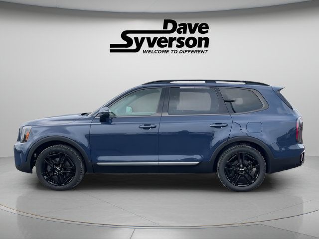 Used 2023 Kia Telluride EX X-Line AWD/4WD image 2