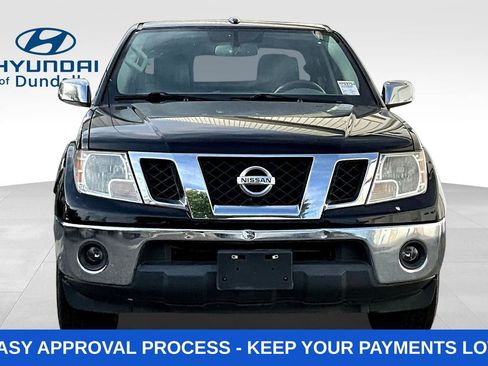 Used 2019 Nissan Frontier SL RWD image 2