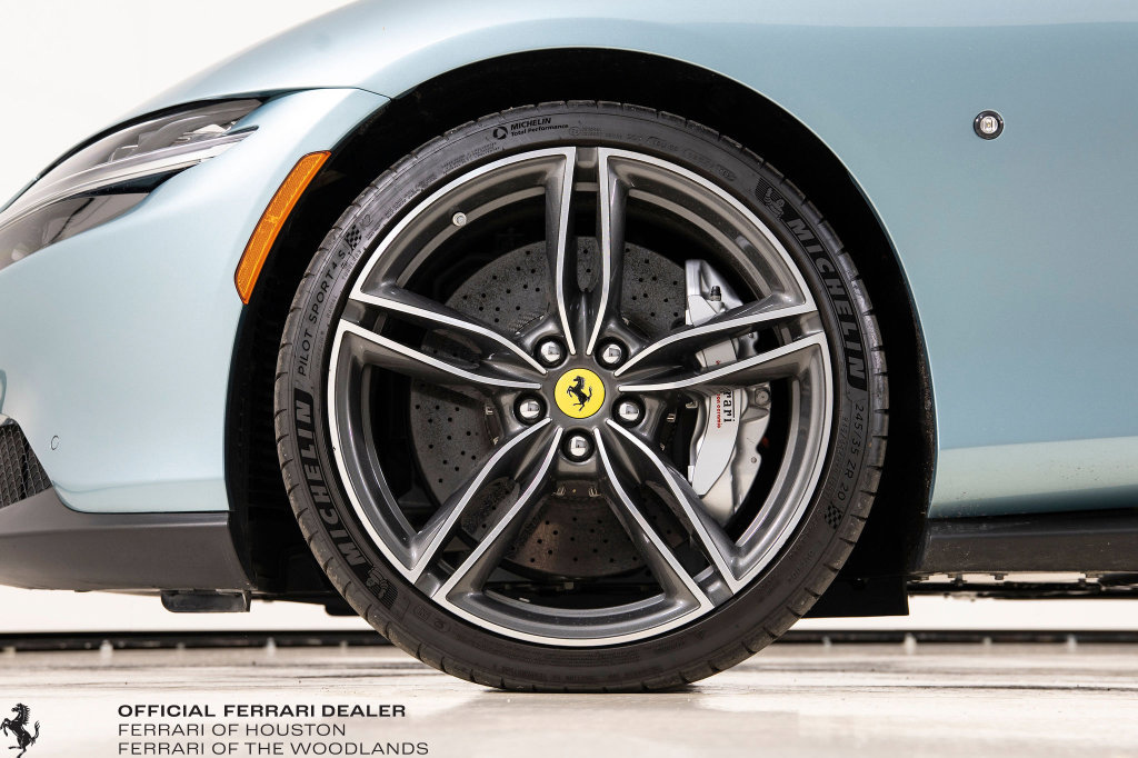 Certified 2024 Ferrari Roma Spider RWD image 18