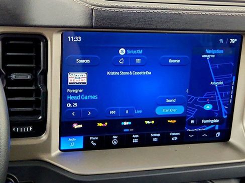 Used 2025 Ford Bronco Outer Banks AWD/4WD image 18