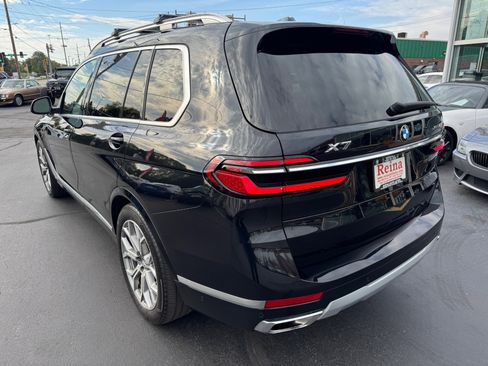 Used 2023 BMW X7 xDrive40i image 9