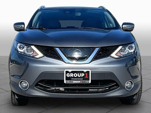 Used 2017 Nissan Rogue Sport SL w/ SL Premium Package FWD image 4
