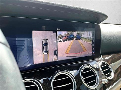 Used 2020 Mercedes-Benz E 350 Sedan image 21