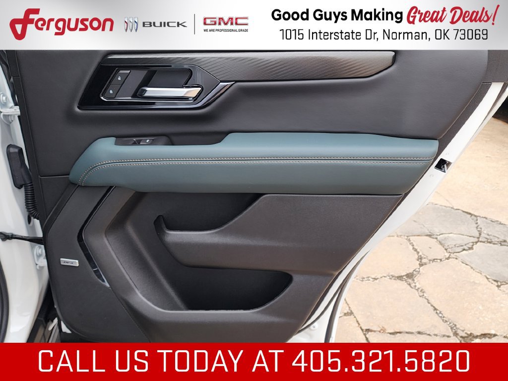 New 2026 GMC Yukon AT4 w/ AT4 Premium Plus Package AWD/4WD image 47