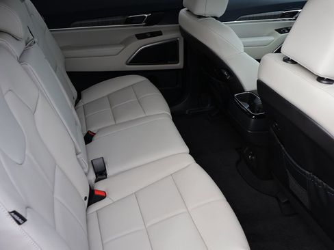 New 2025 Kia Telluride EX image 13