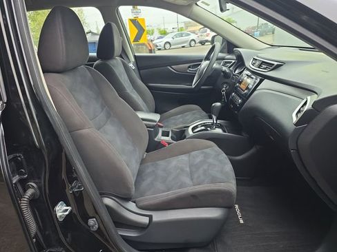 Used 2015 Nissan Rogue S AWD/4WD image 9