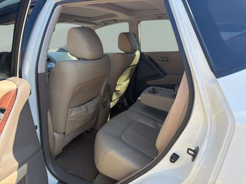 Used 2010 Nissan Murano LE w/ Navigation Pkg image 24
