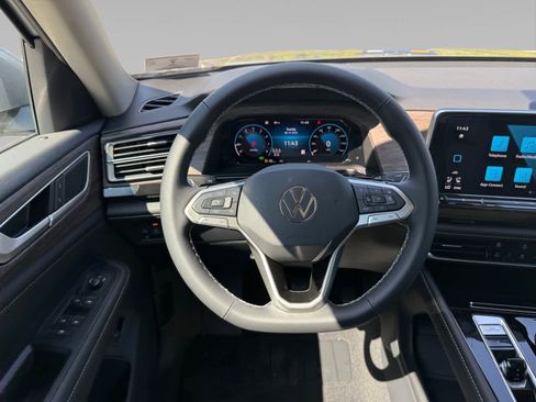 New 2026 Volkswagen Atlas SEL image 12