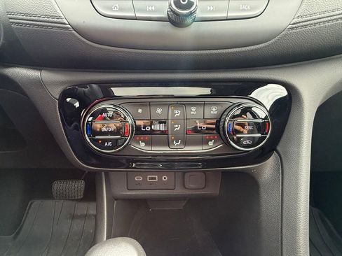 Used 2023 Buick Encore GX Essence w/ Experience Buick Package FWD image 20