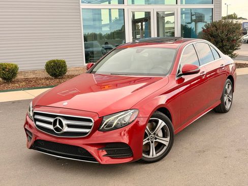 Used 2020 Mercedes-Benz E 350 4MATIC Sedan w/ Premium Package image 2