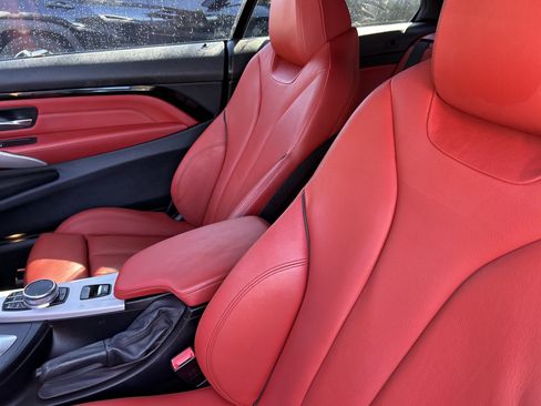 Used 2018 BMW 430i xDrive Convertible image 12